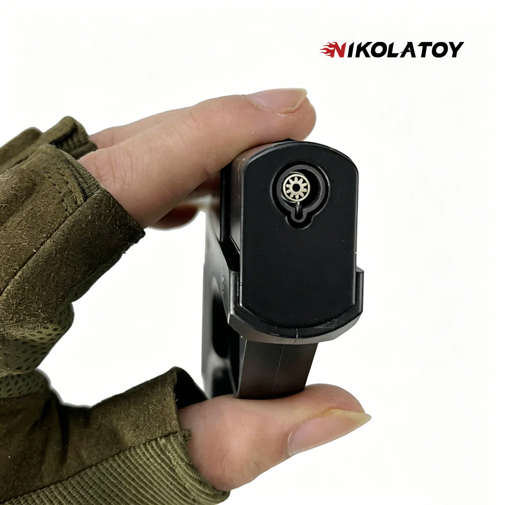 Gun Type Cigarette Lighter With 3 Replaceable Magazine Clips - Image 3