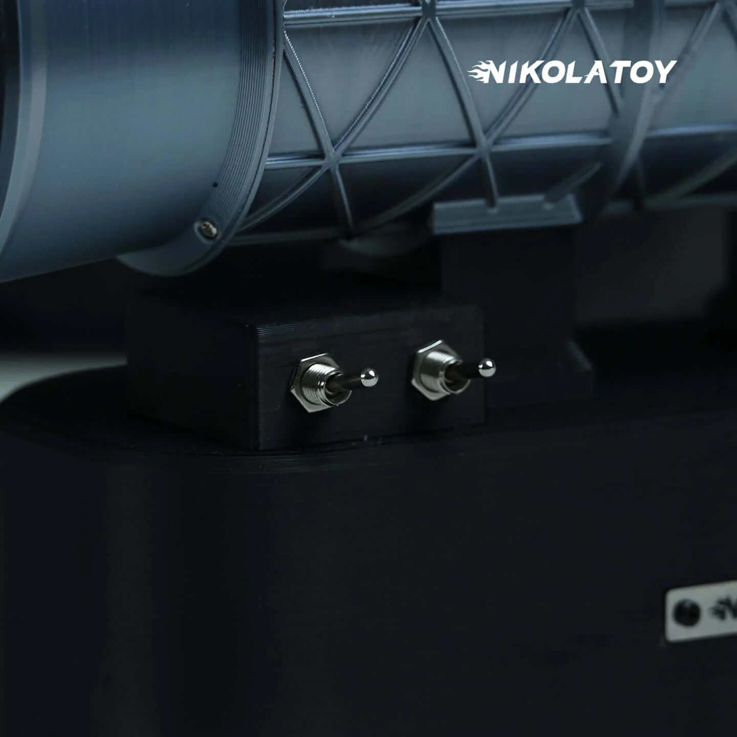 J35-A Turbojet Engine Vector Tail Spray Humidifier - Image 3
