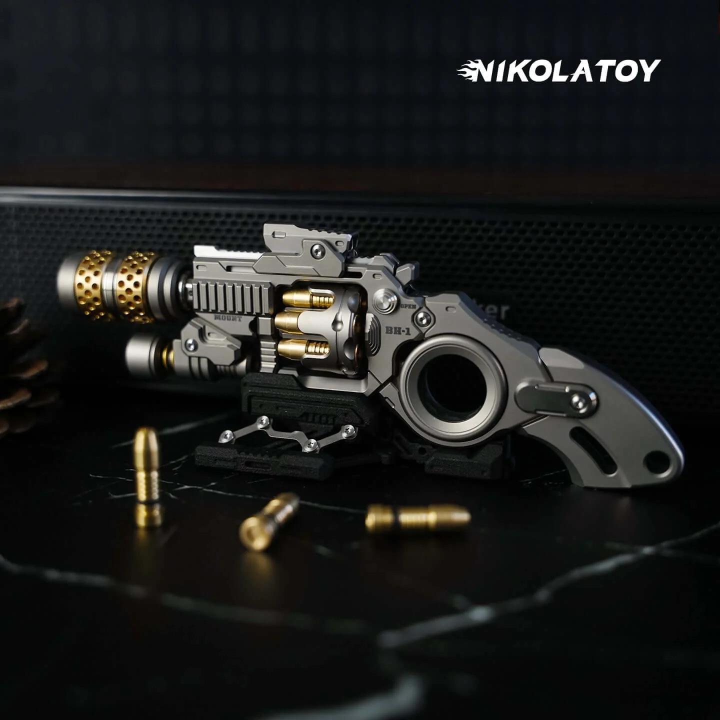 Revolver Fidgets Toy - Image 4