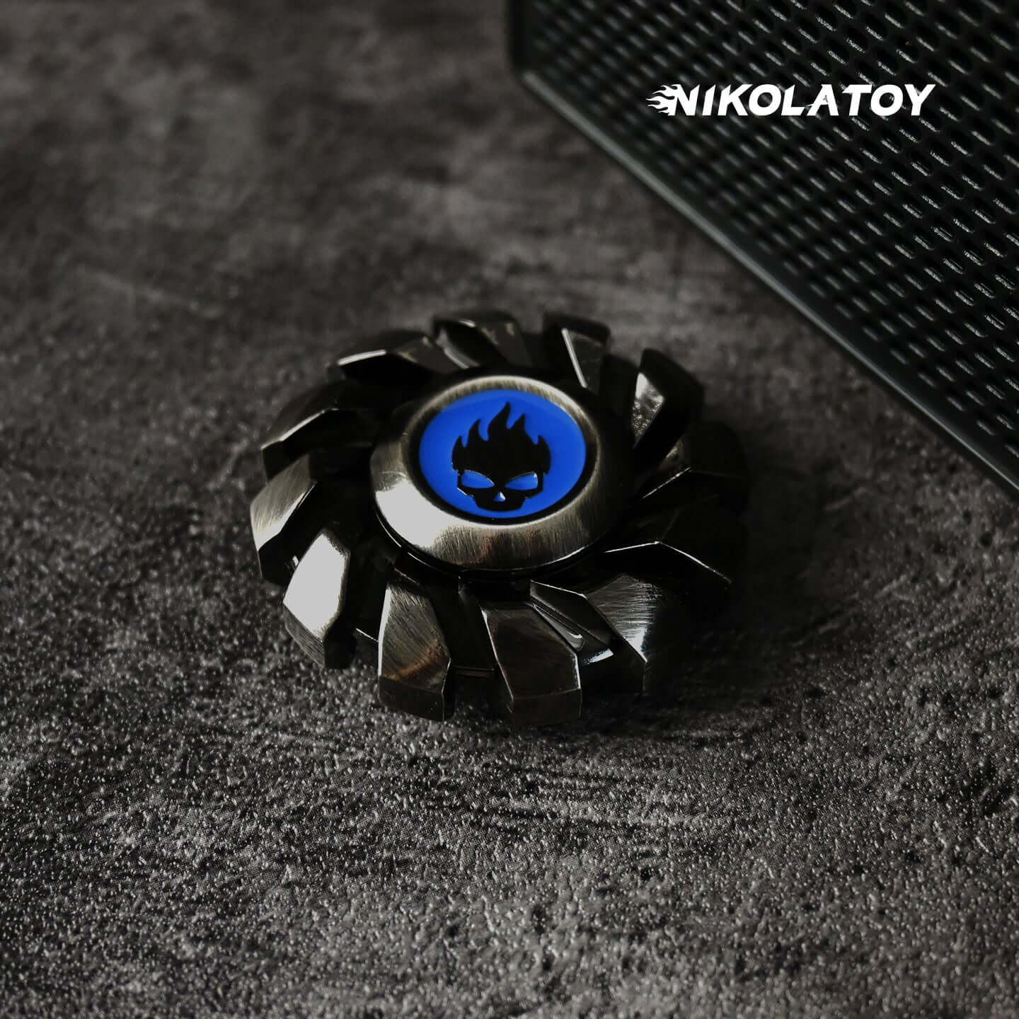 EDC Fidget Toys - Little Devil Spinner - Image 2