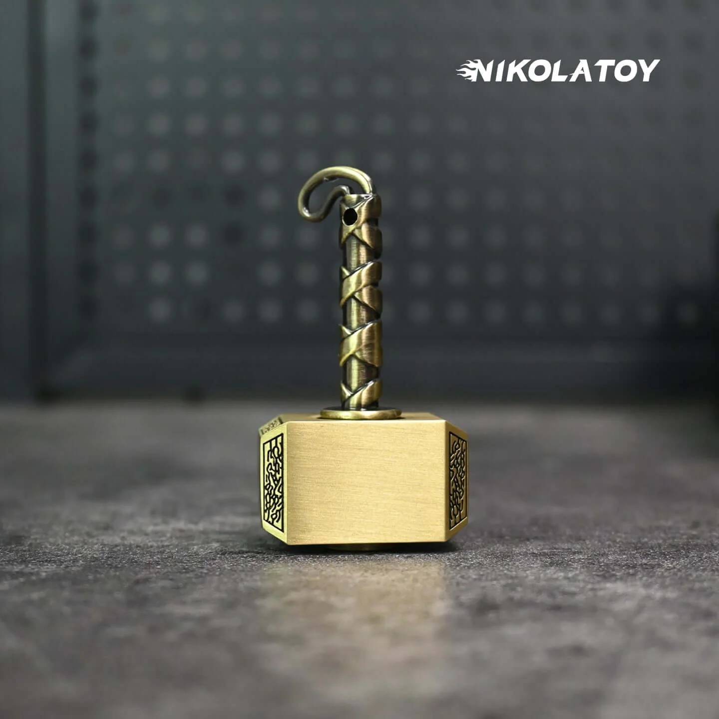 EDC Fidget Toys - Thor's Hammer - Image 4