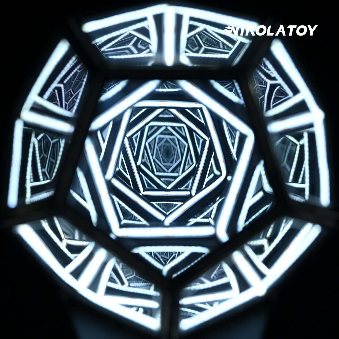 Infinite Space Abyss Dodecahedron Night Lamp - Image 5