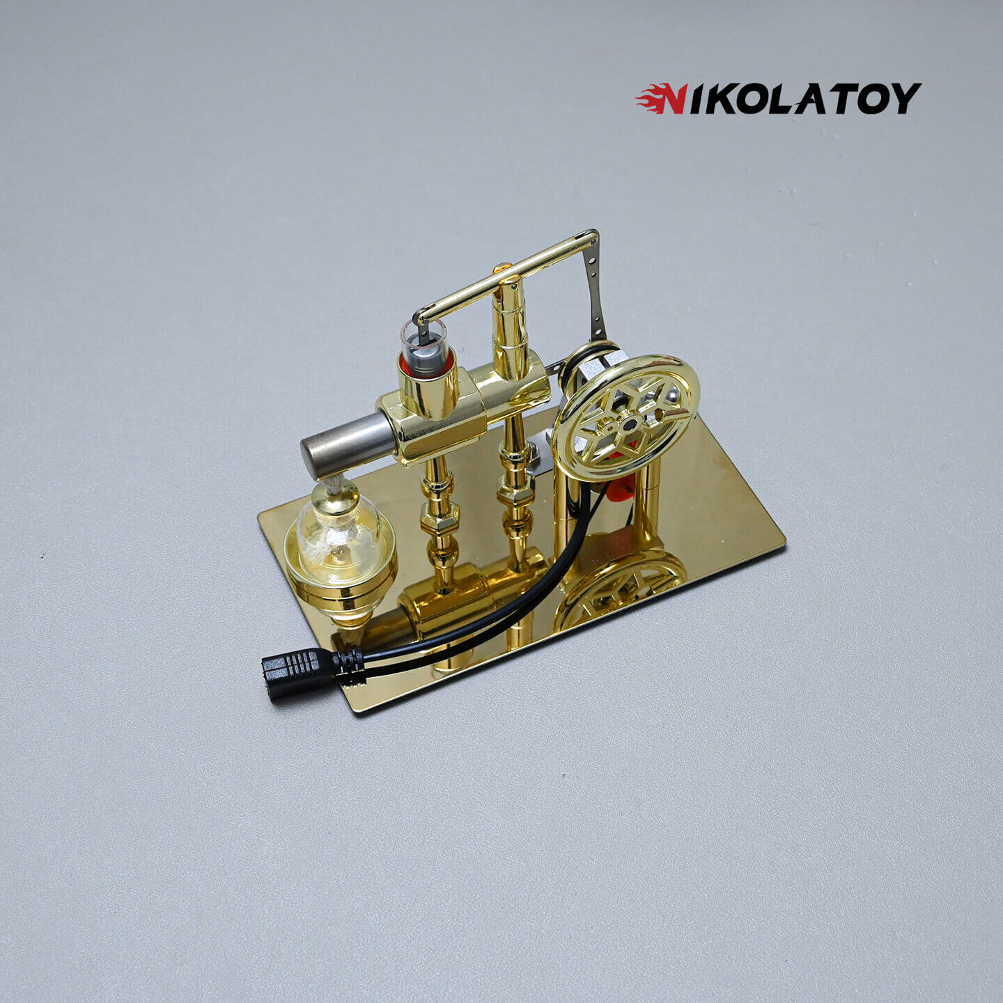 Stirling Engine Model with Power Generation and Indicator Light - Image 4
